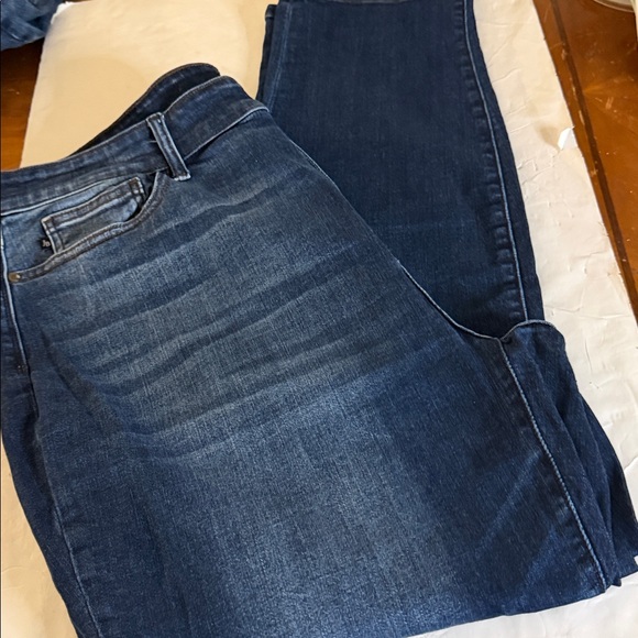 Judy Blue Deep Indigo Jeans - Picture 2 of 10